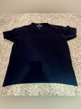 Black Short-Sleeve Crewneck Tee